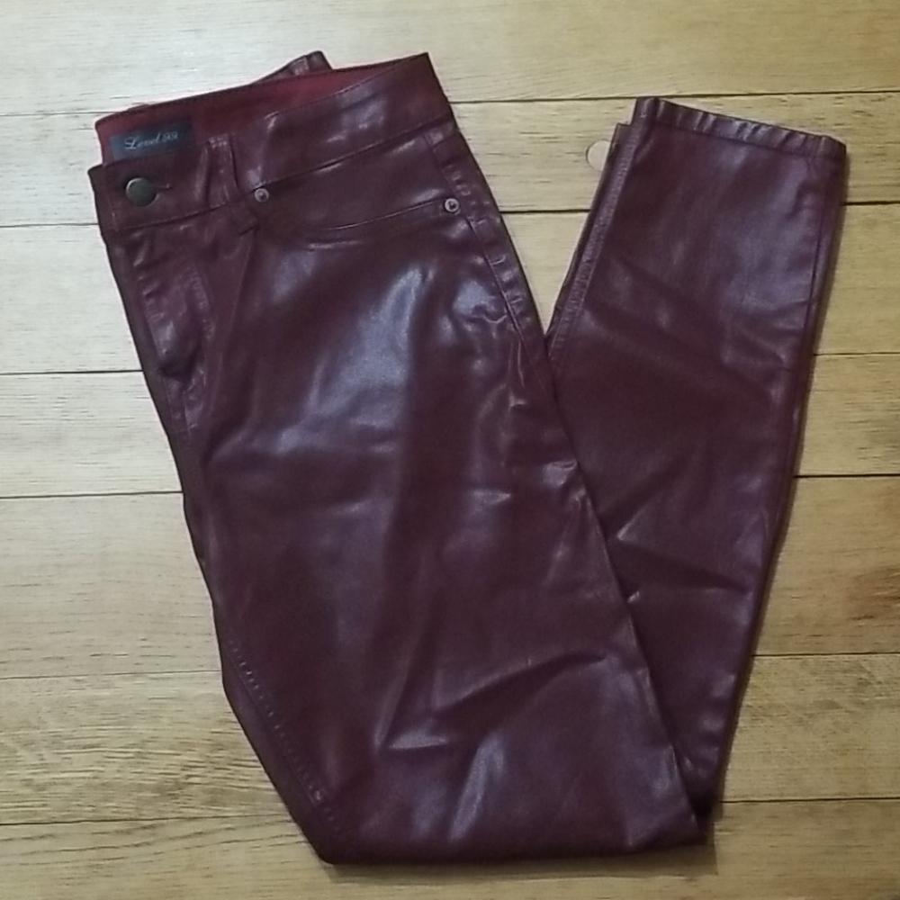 Level 99 Skinny Jeans